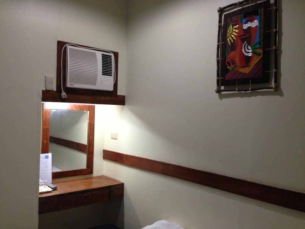 Qm Pension House ตักบีลารัน ซิตี ภายนอก รูปภาพ